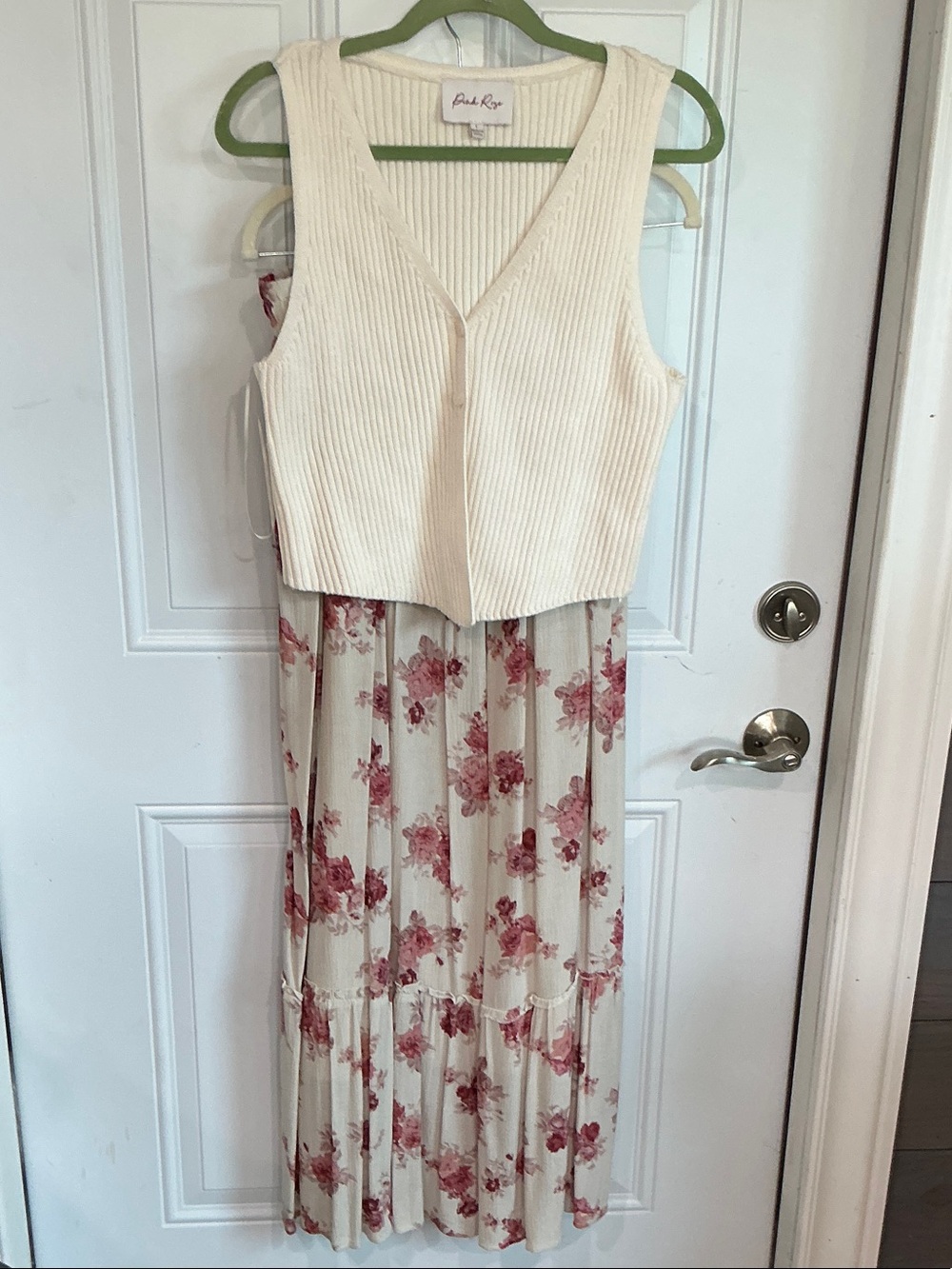 Off white vest size L BY DarkRose  short good with skirts.